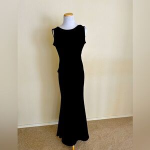 Black backless evening dress